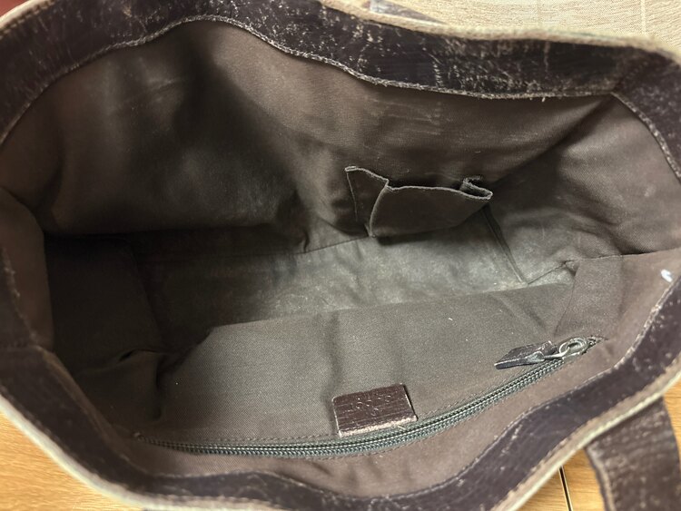 141976486628（ブランドバッグ）の商品画像 - 査定依頼日：2025年5月9日 - 最高査定価格：12,000円