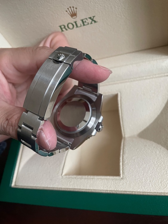 ROLEXサブマリーナデイト（高級時計）の商品画像 - 査定依頼日：2025年7月30日 - 最高査定価格：1,600,000円