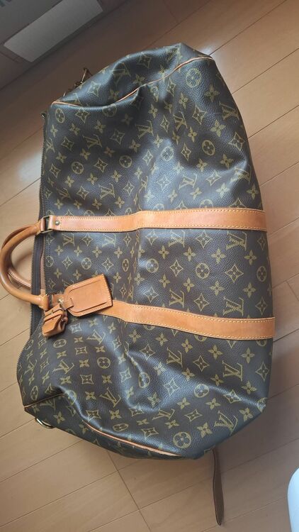 不明（ブランドバッグ）の商品画像 - 査定依頼日：2025年10月13日 - 最高査定価格：82,000円