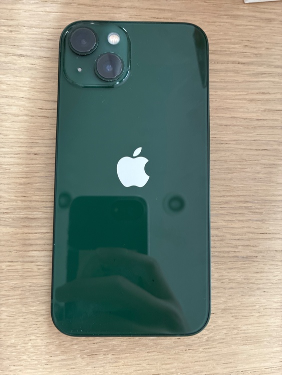 iPhone 13 128GB SIMフリー（スマホ）の商品画像 - 査定依頼日：2026年2月22日 - 最高査定価格：28,000円