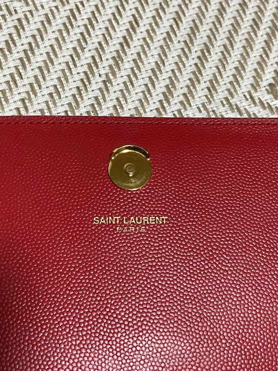 イブサンローラン  （ブランドバッグ）の商品画像 - 査定依頼日：2025年6月7日 - 最高査定価格：135,000円