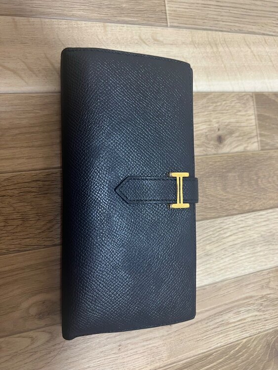 べアン（古着・ファッション）の商品画像 - 査定依頼日：2025年2月24日 - 最高査定価格：70,000円