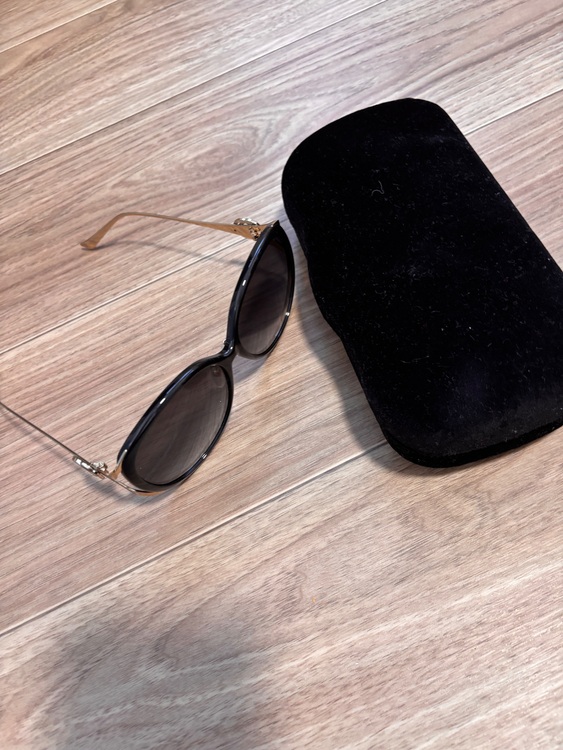 サングラス（古着・ファッション）の商品画像 - 査定依頼日：2025年11月14日 - 最高査定価格：10,000円