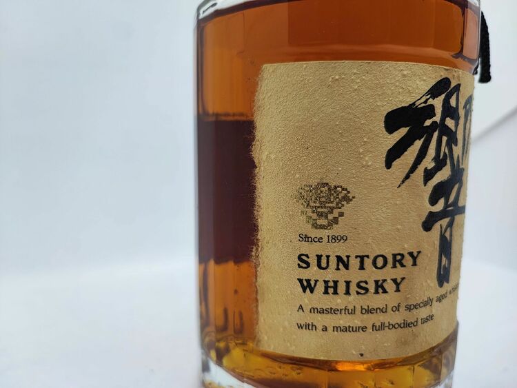 サントリーウイスキー《響》（お酒）の商品画像 - 査定依頼日：2025年10月24日 - 最高査定価格：30,000円