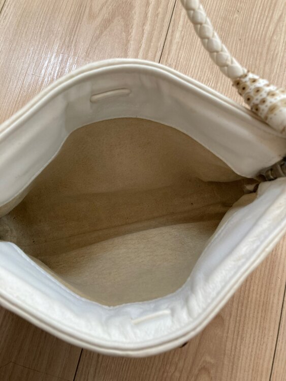 ボッテカベネタ（ブランドバッグ）の商品画像 - 査定依頼日：2025年2月6日 - 最高査定価格：60,000円