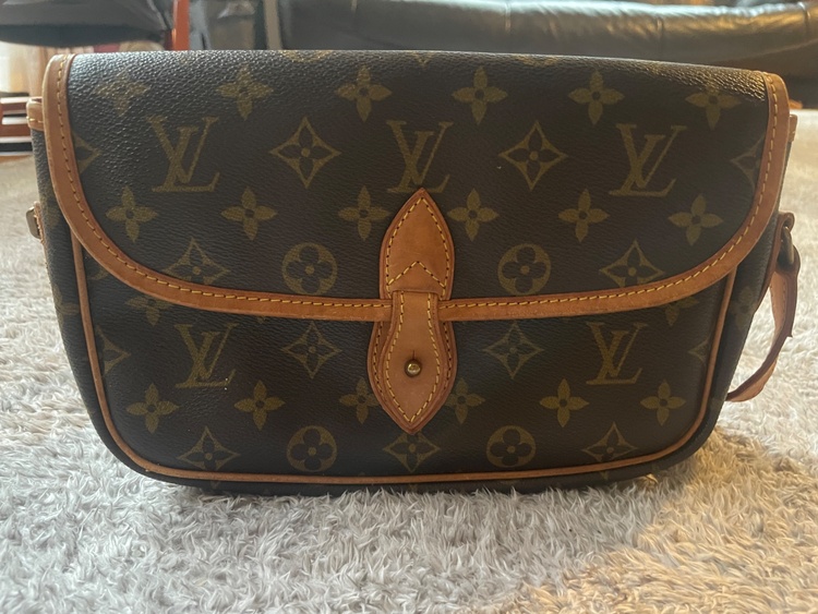 ルイヴィトン モノグラム （ブランドバッグ）の商品画像 - 査定依頼日：2026年3月10日 - 最高査定価格：90,000円
