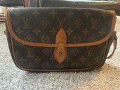 ルイヴィトン モノグラム （ブランドバッグ）の商品画像 - 査定依頼日：2026年3月10日 - 最高査定価格：90,000円