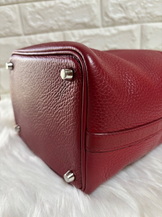 エルメス ピコタンロックＰＭ トリヨンクレマンス ルージュガランス □R刻印（ブランドバッグ）の商品画像 - 査定依頼日：2025年11月15日 - 最高査定価格：120,000円