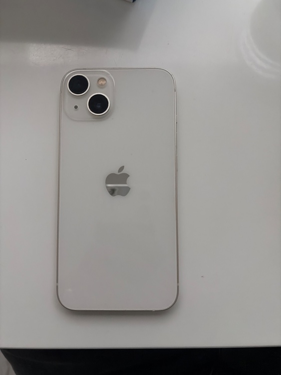 iPhone 13 128GB SIMフリー（スマホ）の商品画像 - 査定依頼日：2026年3月5日 - 最高査定価格：36,000円