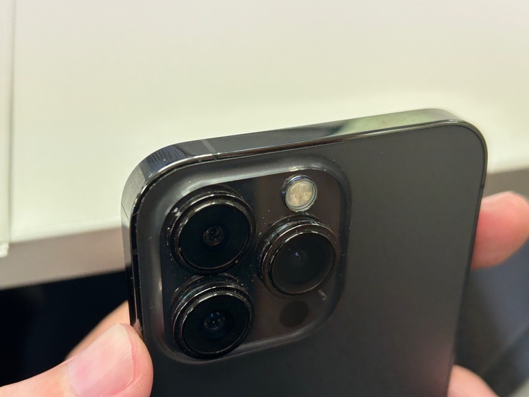iPhone iPhone 13 Pro 128GB docomo（スマホ）の商品画像 - 査定依頼日：2026年8月13日 - 最高査定価格：50,000円