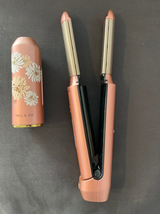 VS SASSOONコードレス２WAYアイロン　VSI-1030（コスメ・美容・健康器具）の商品画像 - 査定依頼日：2025年1月20日 - 最高査定価格：700円