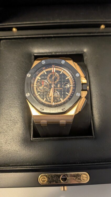 オーデマピゲ ロイヤルオークオフショア （高級時計）の商品画像 - 査定依頼日：2026年2月28日 - 最高査定価格：6,050,000円