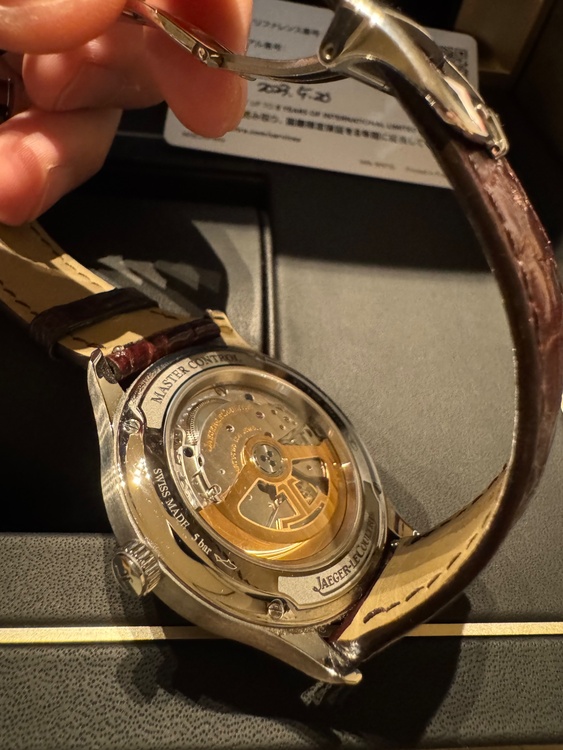 ジャガー・ルクル マスター Q041842（高級時計）の商品画像 - 査定依頼日：2026年3月15日 - 最高査定価格：770,000円