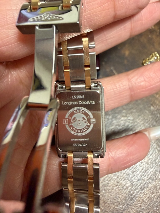 ドルチェヴィータ（高級時計）の商品画像 - 査定依頼日：2026年4月16日 - 最高査定価格：180,000円
