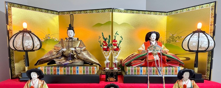 雛人形（美術品・骨董品）の商品画像 - 査定依頼日：2025年12月17日 - 最高査定価格：100,000円