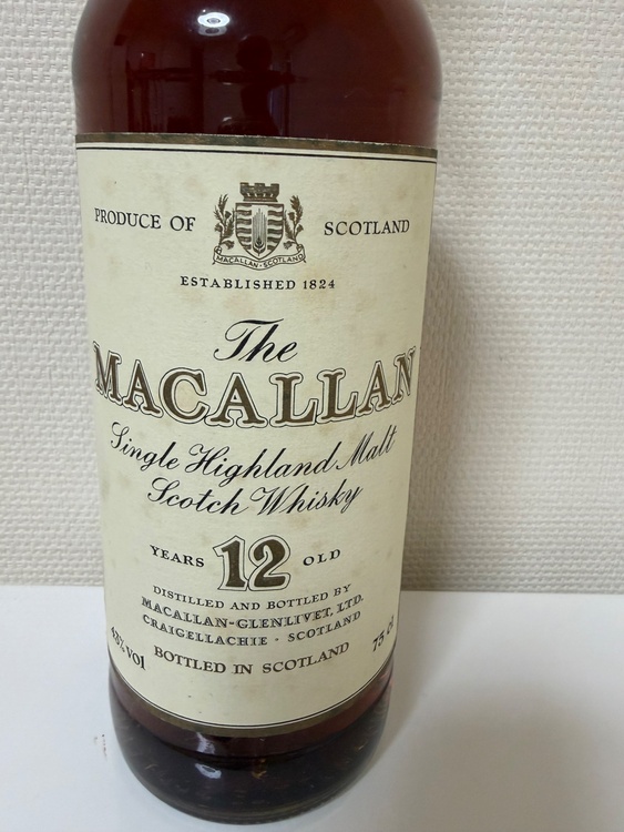 マッカラン 12年 旧 マチュアードインシェリーウッド スクリューキャップ 750ml 箱付（お酒）の商品画像 - 査定依頼日：2026年9月8日 - 最高査定価格：90,000円