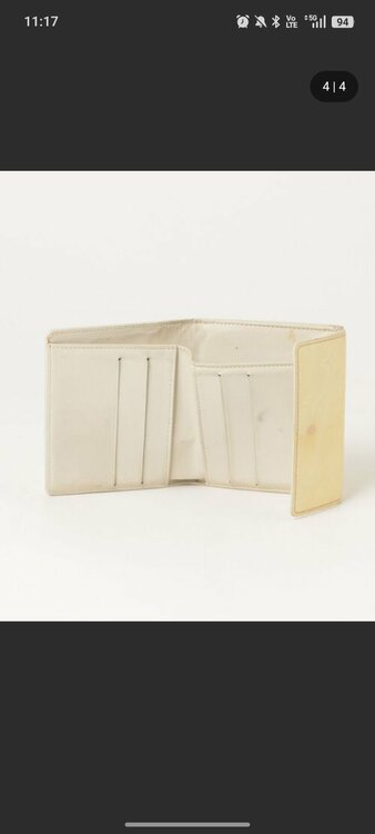 ヴェルニポルトモネビエカルトクレディ三つ折り財布（ブランド財布・小物）の商品画像 - 査定依頼日：2026年5月6日 - 最高査定価格：100,000円