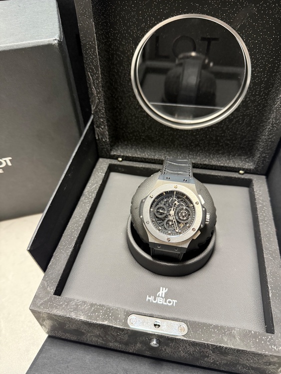 ウブロ ビックバン （高級時計）の商品画像 - 査定依頼日：2026年3月25日 - 最高査定価格：860,000円