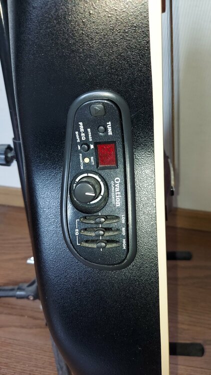 Ovation（ピアノ・楽器・PA機材）の商品画像 - 査定依頼日：2026年1月10日 - 最高査定価格：80,000円