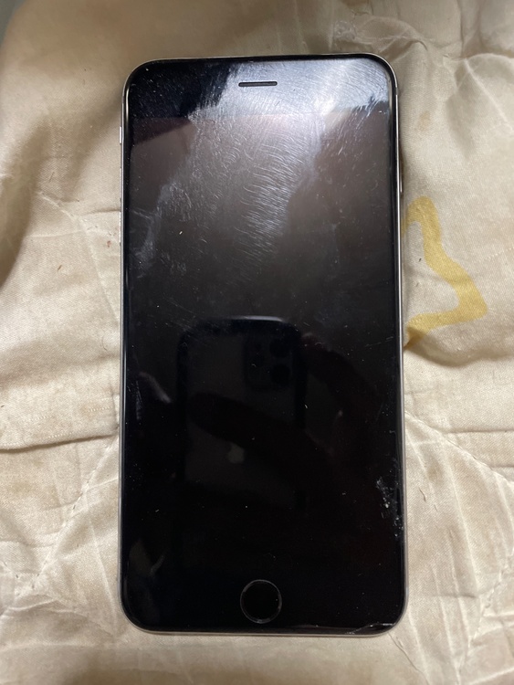 iPhone8（スマホ）の商品画像 - 査定依頼日：2026年7月29日 - 最高査定価格：2,000円