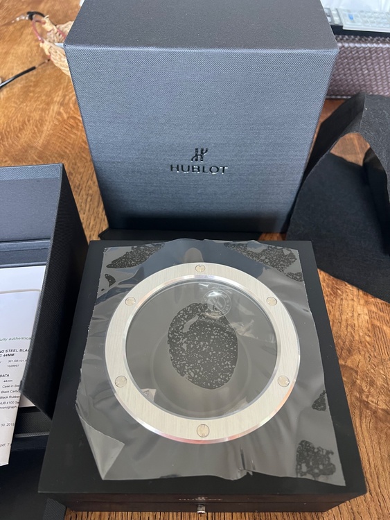 HUBLOT（高級時計）の商品画像 - 査定依頼日：2026年4月1日 - 最高査定価格：100,000円