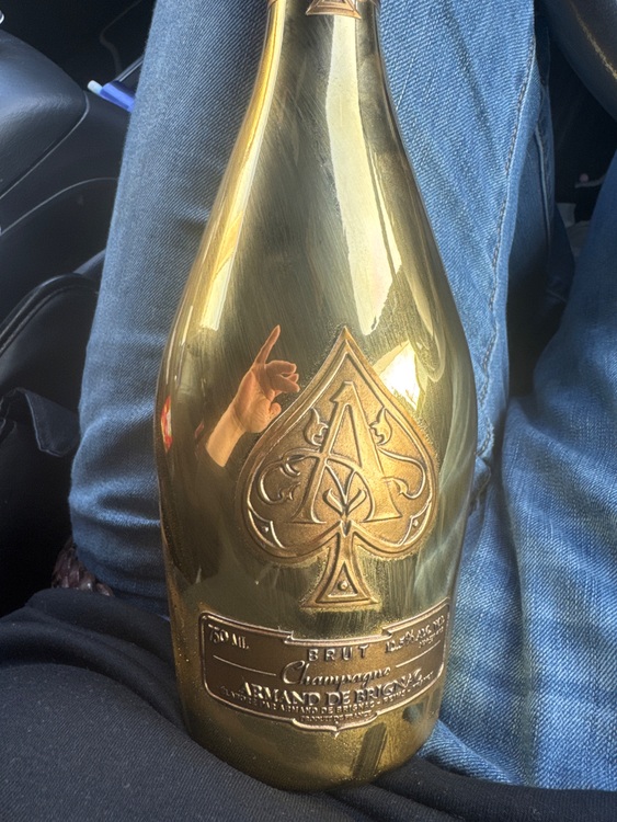 アルマンドゴールド（お酒）の商品画像 - 査定依頼日：2025年12月2日 - 最高査定価格：26,000円