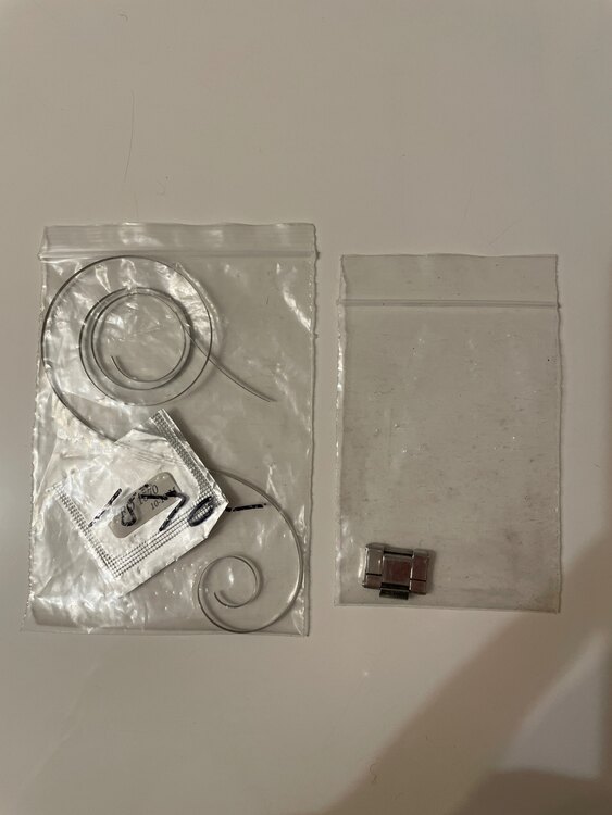 オイスターパーペチュアルデイトジャスト（高級時計）の商品画像 - 査定依頼日：2025年1月26日 - 最高査定価格：250,000円