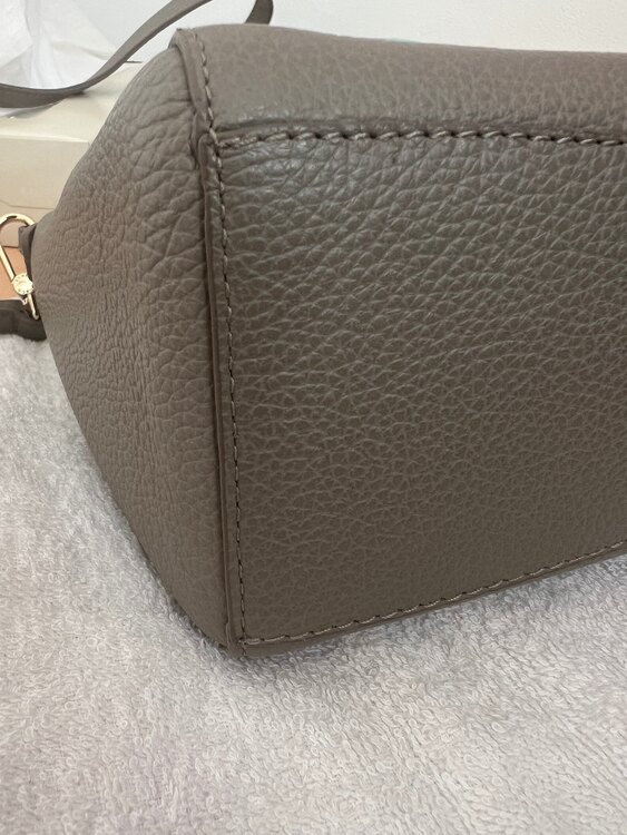 FURLA 2Wayバック（ブランドバッグ）の商品画像 - 査定依頼日：2025年2月17日 - 最高査定価格：5,000円