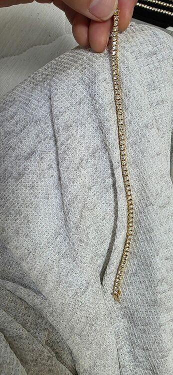 テニスブレスレット（金・貴金属）の商品画像 - 査定依頼日：2025年9月5日 - 最高査定価格：320,450円