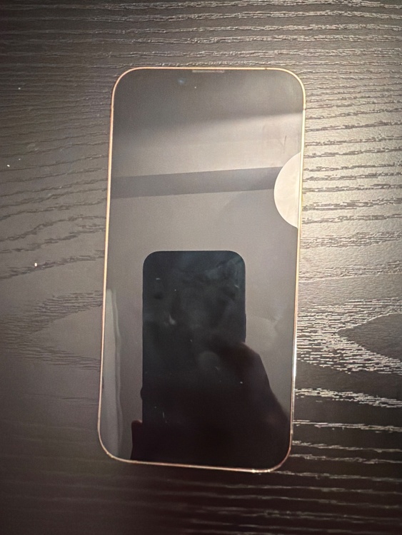 iPhone 13 Pro 128GB Softbank（スマホ）の商品画像 - 査定依頼日：2026年2月15日 - 最高査定価格：28,000円