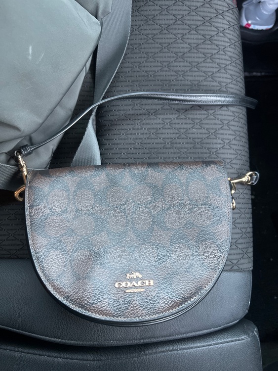 その他 コーチ （ブランドバッグ）の商品画像 - 査定依頼日：2025年8月13日 - 最高査定価格：1,000円