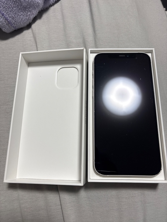 iPhone 12 64GB Softbank（スマホ）の商品画像 - 査定依頼日：2026年1月27日 - 最高査定価格：20,000円