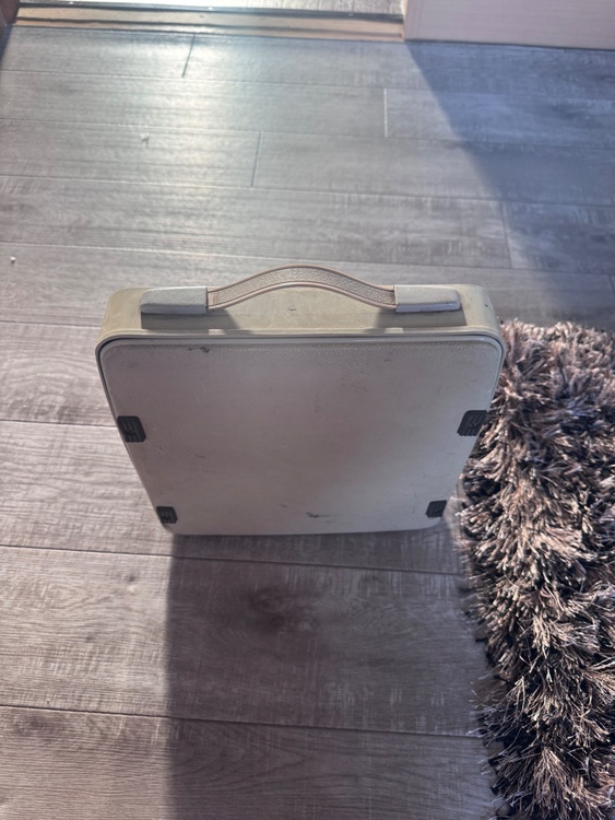 HERMES Baby エルメス ベビー ポータブルタイプライター ヴィンテージ 1967年（家電）の商品画像 - 査定依頼日：2026年7月25日 - 最高査定価格：18,000円