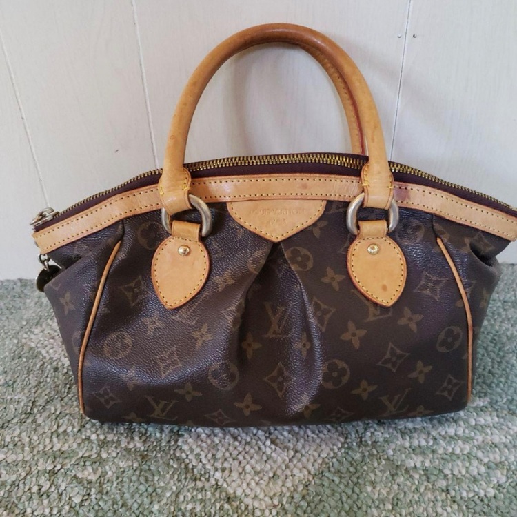 ハンドバッグ（ブランドバッグ）の商品画像 - 査定依頼日：2025年7月19日 - 最高査定価格：52,000円