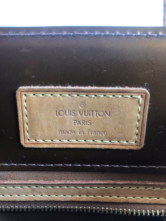 ヴェルニ（ブランドバッグ）の商品画像 - 査定依頼日：2025年6月29日 - 最高査定価格：30,000円