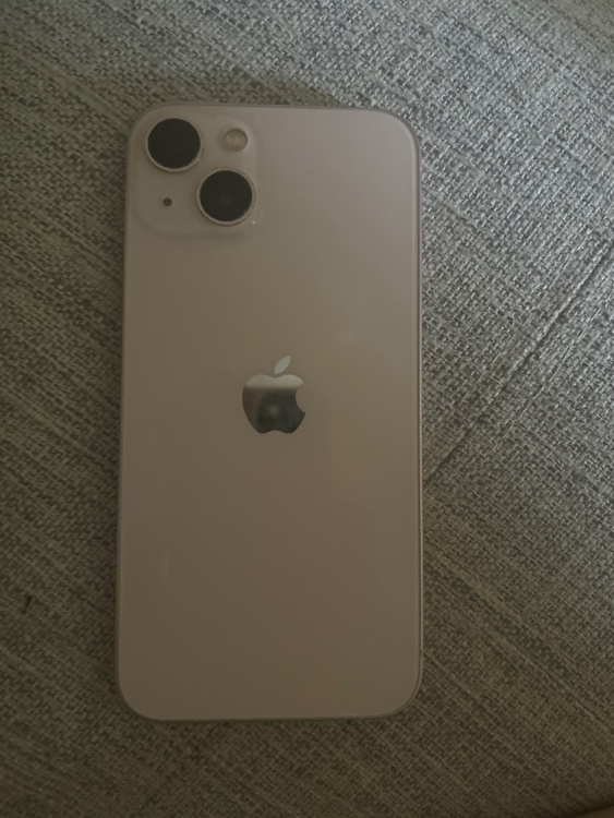 iPhone 13 128GB SIMフリー（スマホ）の商品画像 - 査定依頼日：2025年12月5日 - 最高査定価格：43,000円