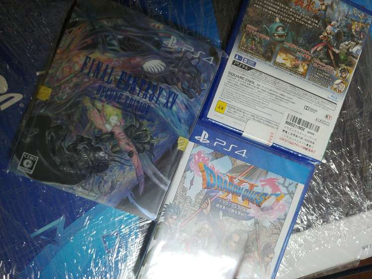 Cuh-7000B B01   （ゲーム機本体・ゲームソフト）の商品画像 - 査定依頼日：2022年10月1日 - 最高査定価格：35,500円