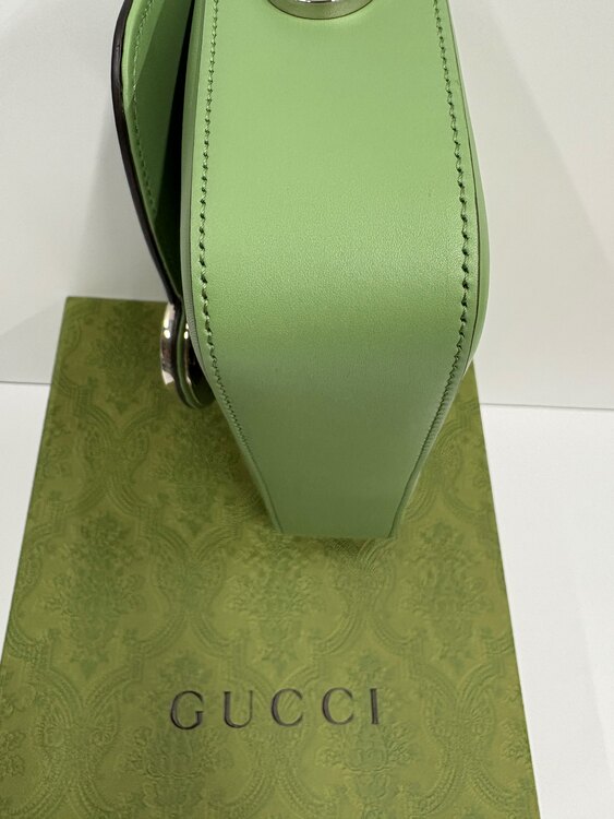 GUCCI ショルダーバッグ（ブランドバッグ）の商品画像 - 査定依頼日：2025年5月30日 - 最高査定価格：93,000円