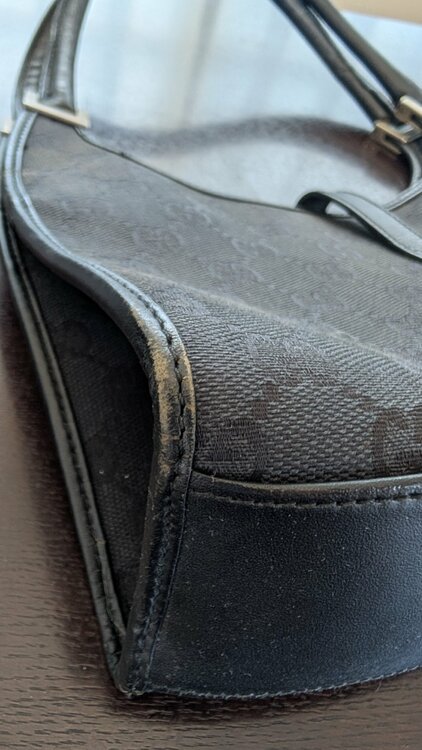 グッチ  （ブランドバッグ）の商品画像 - 査定依頼日：2026年3月4日 - 最高査定価格：50,000円