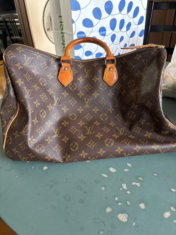 ルイヴィトン スピーディー （ブランドバッグ）の商品画像 - 査定依頼日：2025年10月15日 - 最高査定価格：30,000円