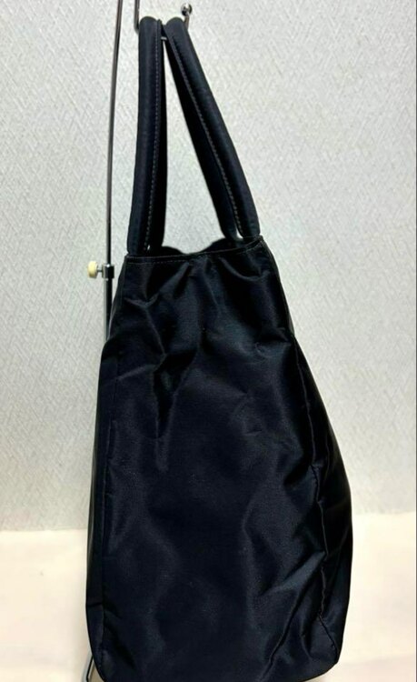 プラダ  （ブランドバッグ）の商品画像 - 査定依頼日：2025年4月10日 - 最高査定価格：20,000円