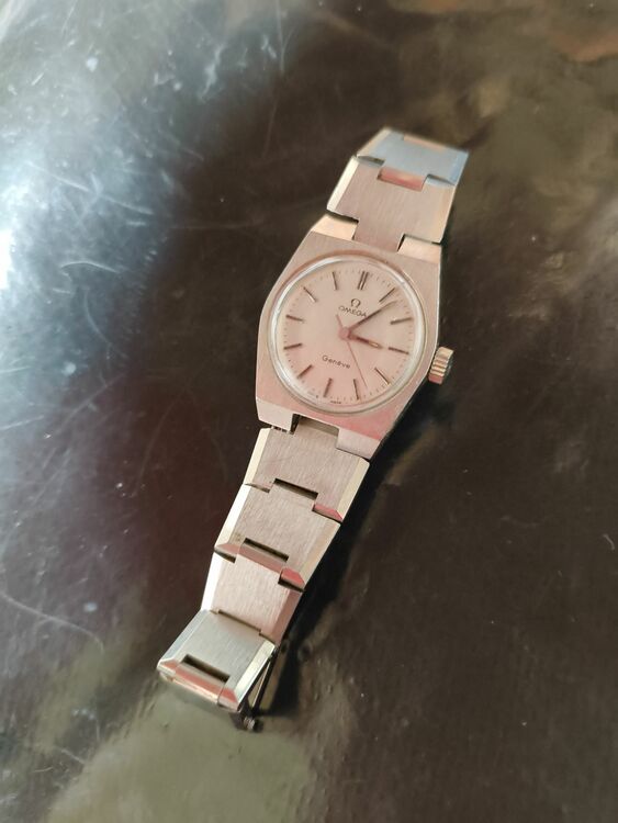 オメガ その他 Geneve （高級時計）の商品画像 - 査定依頼日：2025年6月11日 - 最高査定価格：35,000円