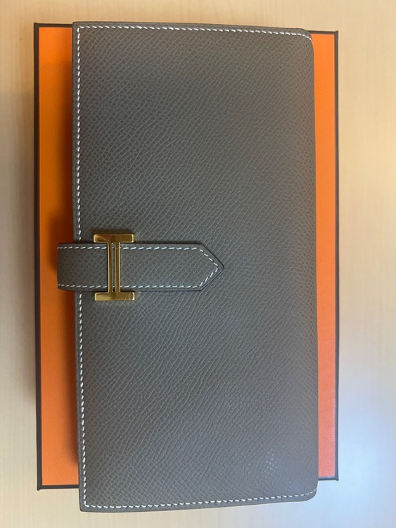 べアン（ブランド財布・小物）の商品画像 - 査定依頼日：2025年8月19日 - 最高査定価格：100,000円