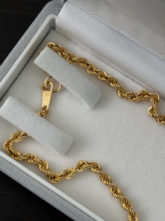 ネックレス（金・貴金属）の商品画像 - 査定依頼日：2026年1月6日 - 最高査定価格：106,000円