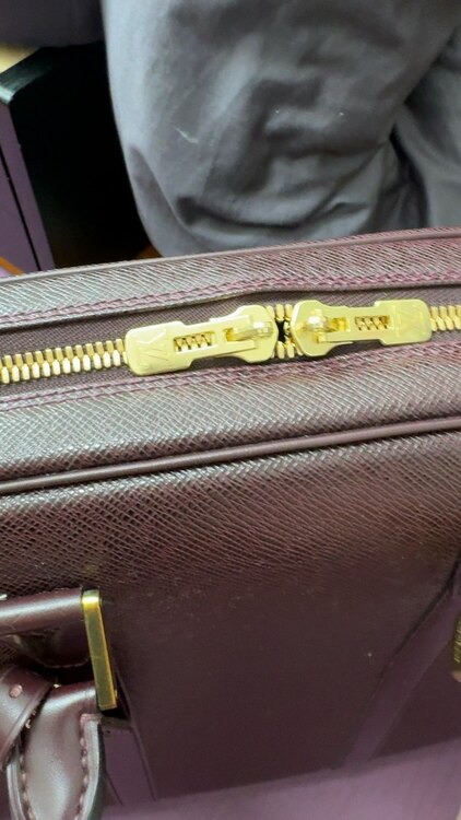 ボストンバッグ（ブランドバッグ）の商品画像 - 査定依頼日：2025年2月19日 - 最高査定価格：50,000円