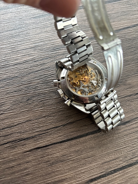 オメガ スピードマスター 81（高級時計）の商品画像 - 査定依頼日：2026年2月11日 - 最高査定価格：620,000円