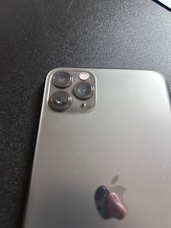 iPhone（スマホ）の商品画像 - 査定依頼日：2026年7月31日 - 最高査定価格：25,500円