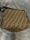 フェンディ  （ブランドバッグ）の商品画像 - 査定依頼日：2025年9月19日 - 最高査定価格：90,000円
