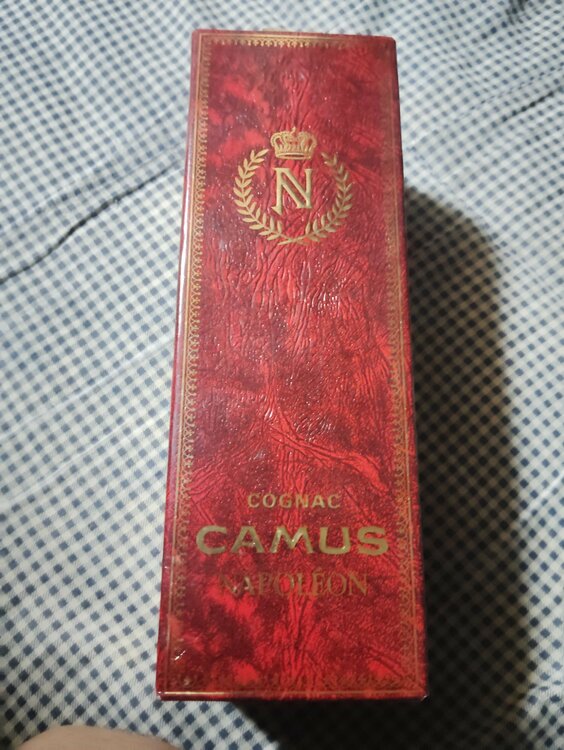 CAMUS NAPOLEON カミュ ナポレオン コニャック（お酒）の商品画像 - 査定依頼日：2026年8月24日 - 最高査定価格：2,000円