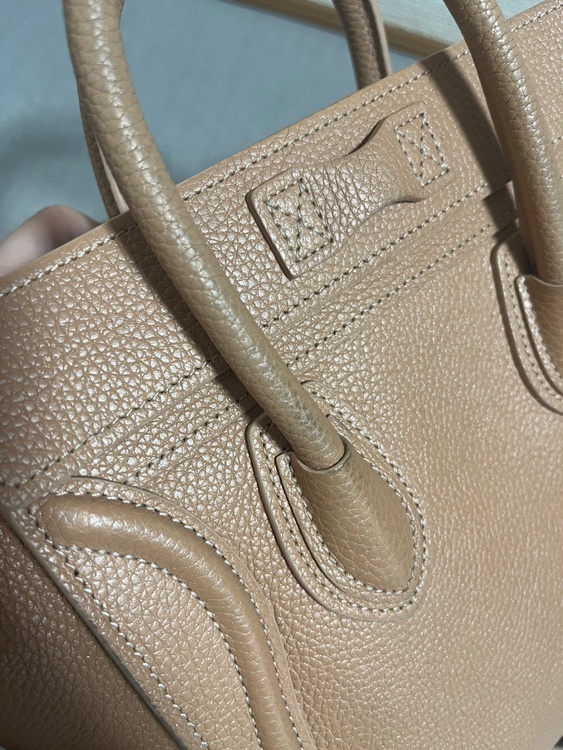 セリーヌ  （ブランドバッグ）の商品画像 - 査定依頼日：2025年12月11日 - 最高査定価格：180,000円